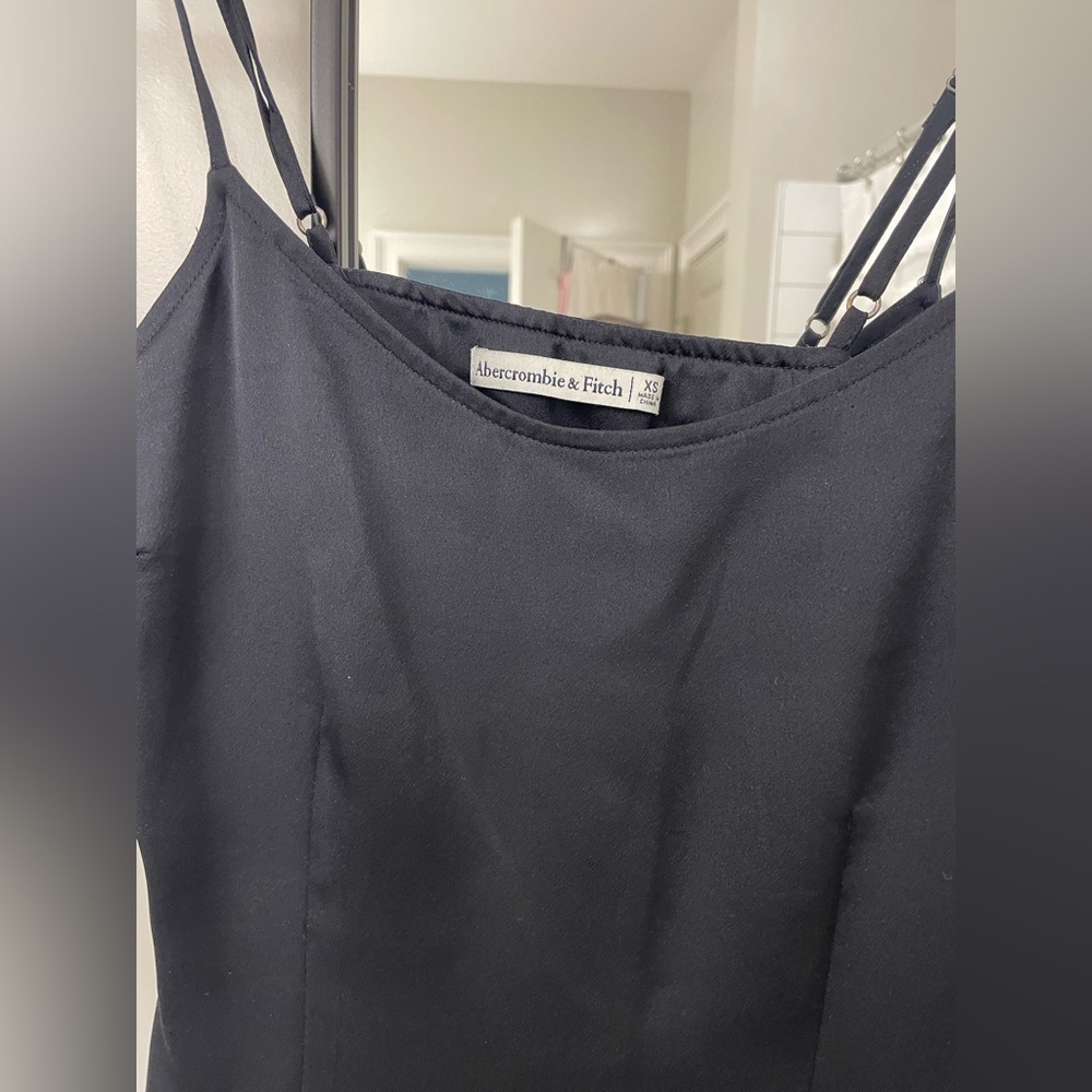 Abercrombie slip dress black. Satin size XS